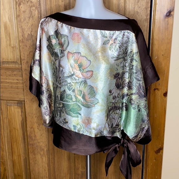 Forever 21 Tops - Silky Tie on Side Blouse
